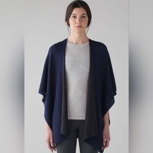 Lululemon Mandela Reversible Wrap